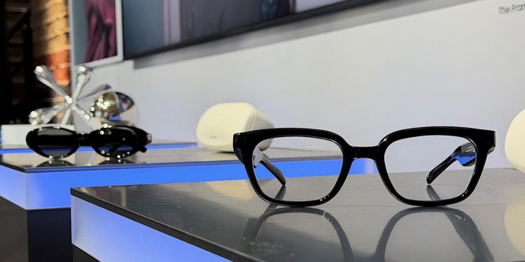 Samsung ukázal chytré brýle s devítihodinovou výdrží