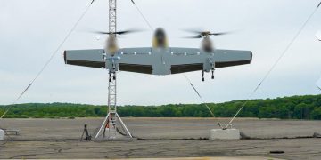 Sikorsky poprvé vzlétl s dronem Nomad 100