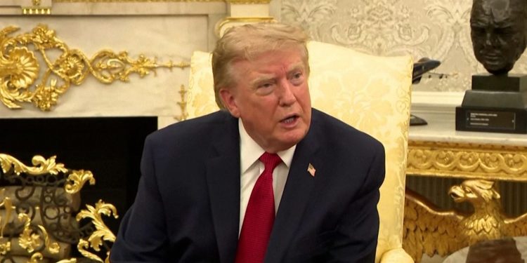 Trump napadl reportérku CNN kvůli otázce na Kim Čong-una